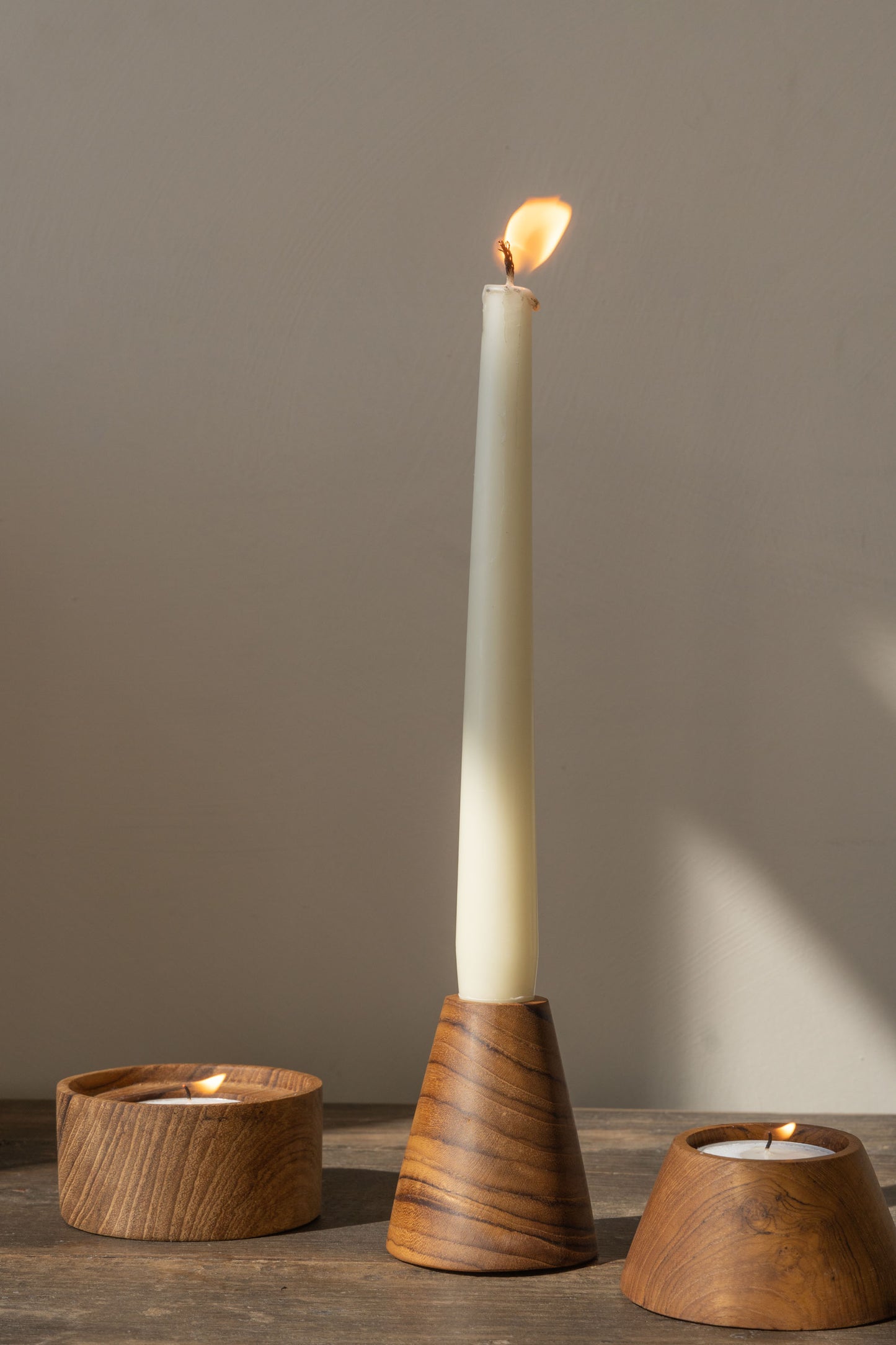 T-Light Holder Rea by The Loft Selects.