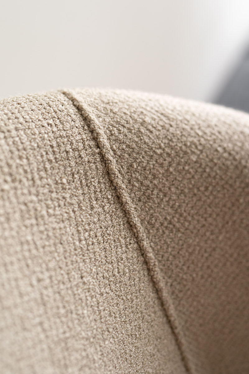 Barrow Lounge Chair Off White by Ethnicraft detail photo seam of the chair