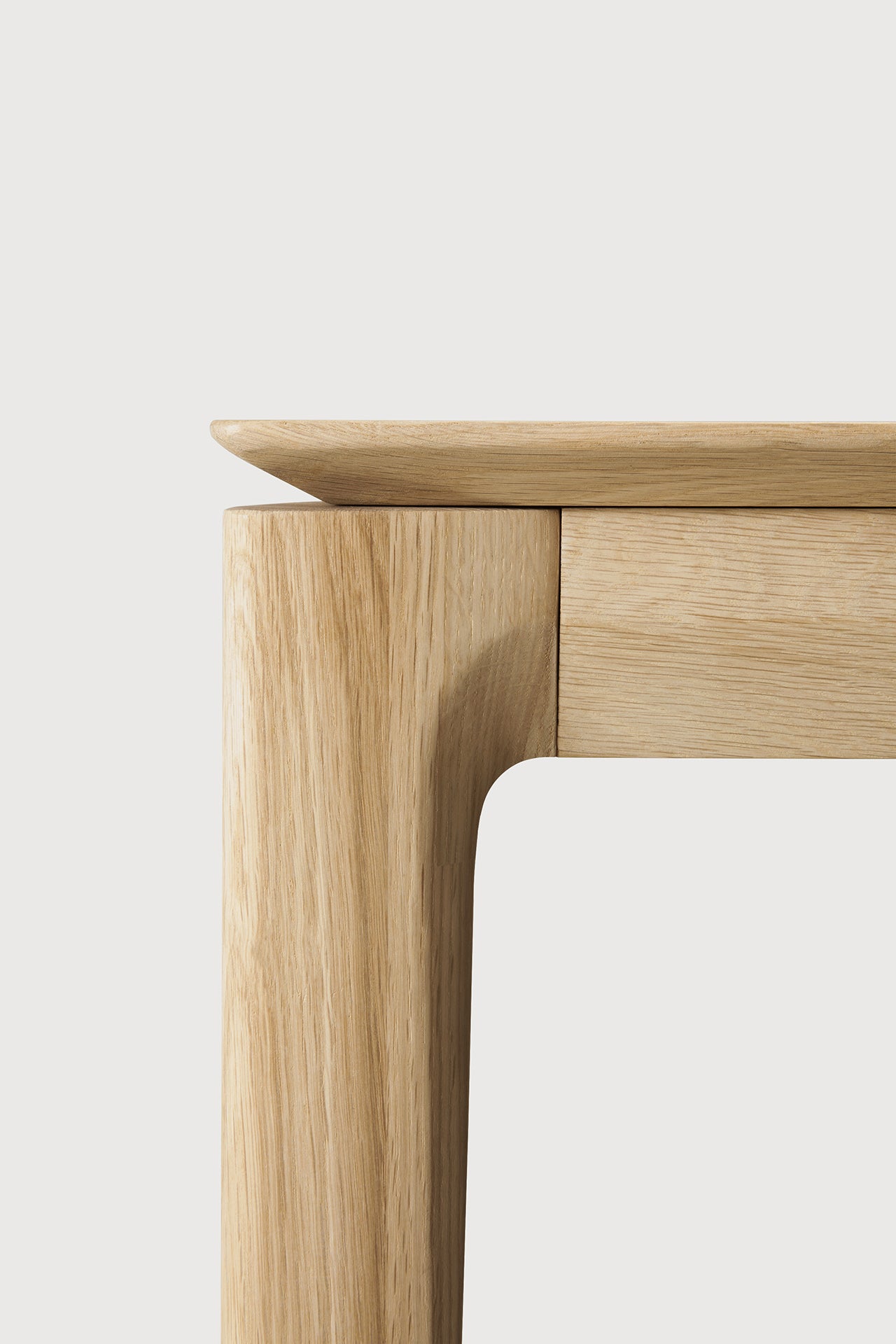 A close up of the Bok Desk Oak from Ethnicraft