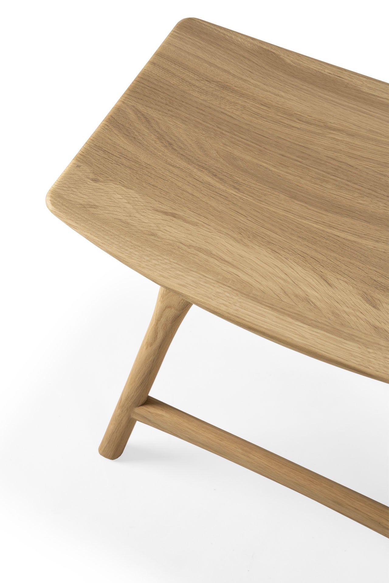 Osso Stool Oak by Ethnicraft detail photo