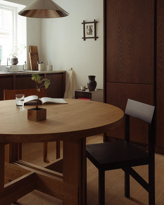 Farmhouse Trestle Dining Table Round