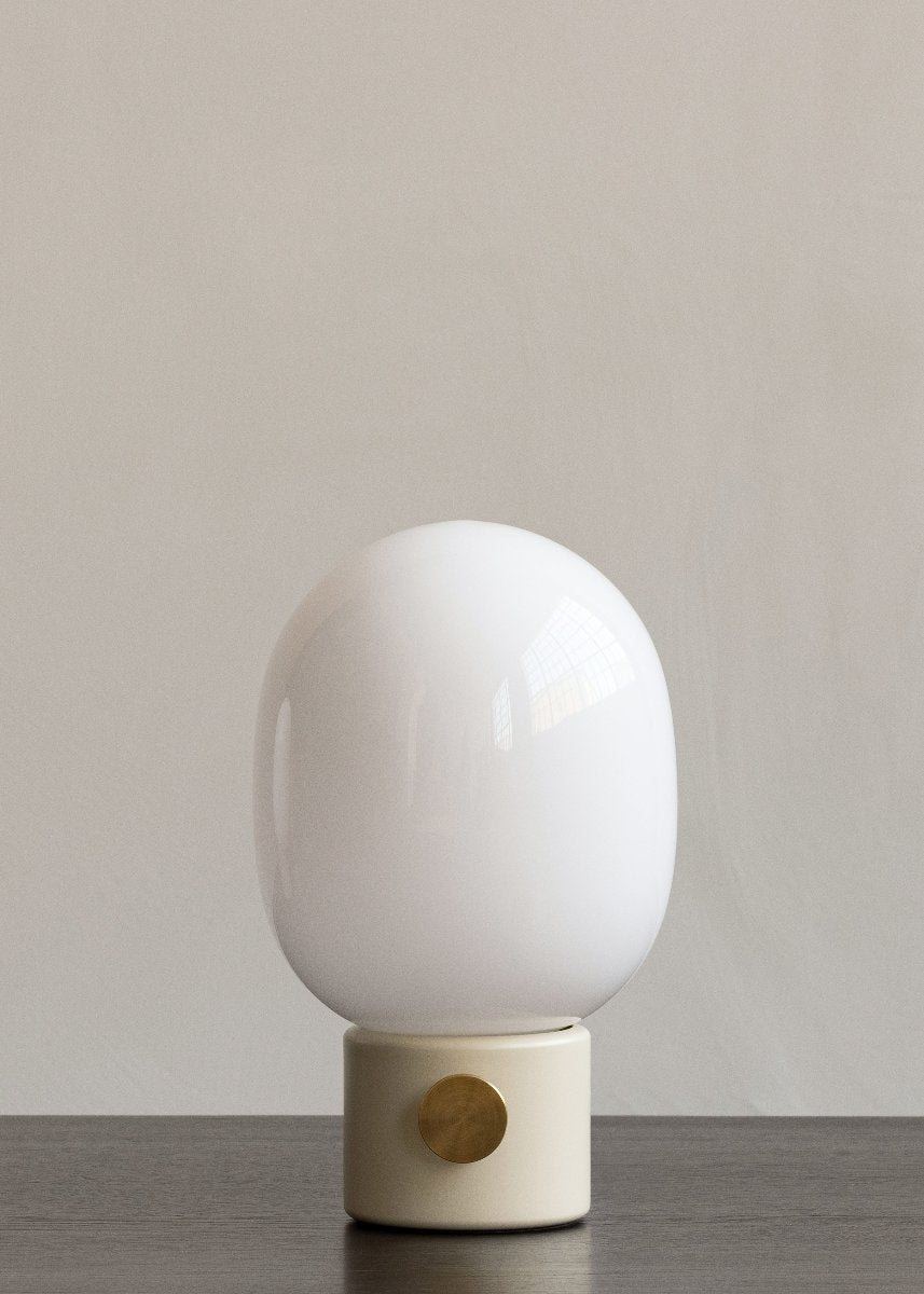 JWDA Table Lamp Alabaster White by Audo Copenhagen light off