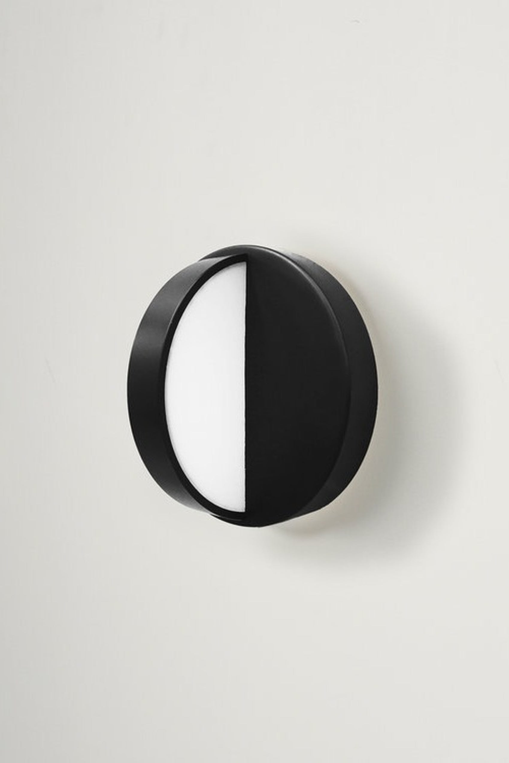 ENO Studio Plus Wall Lamp detail photo