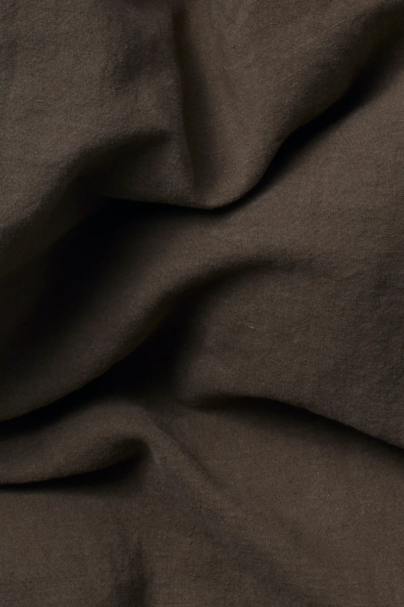 Duvet cover Linen Dark Brown by SUITE702 detail photo material