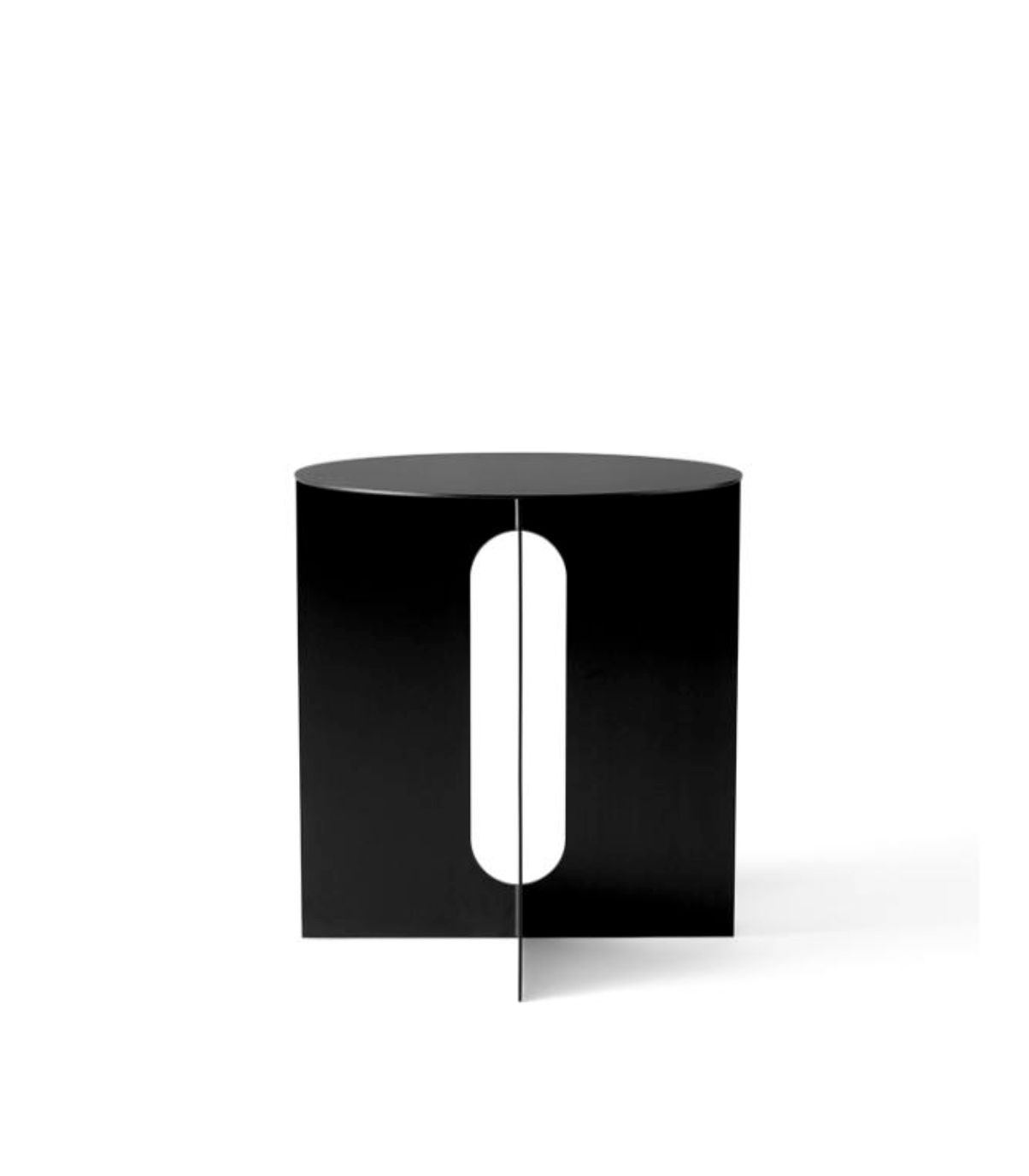 Androgyne Side Table Black Base by Audo Copenhagen.