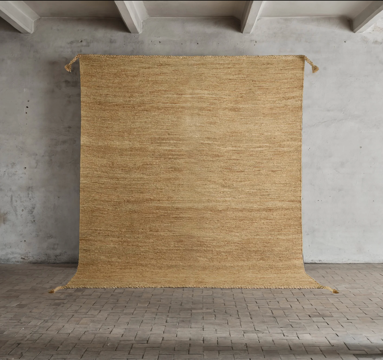Handwoven Jute Rug No.27
