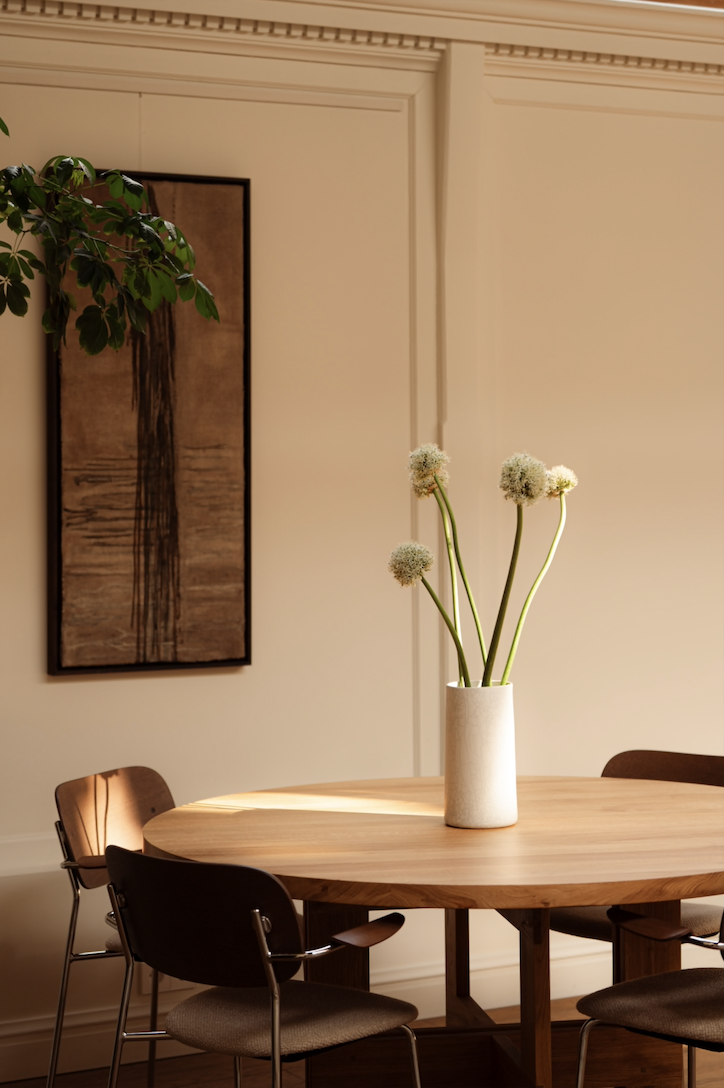 Farmhouse Trestle Dining Table Round