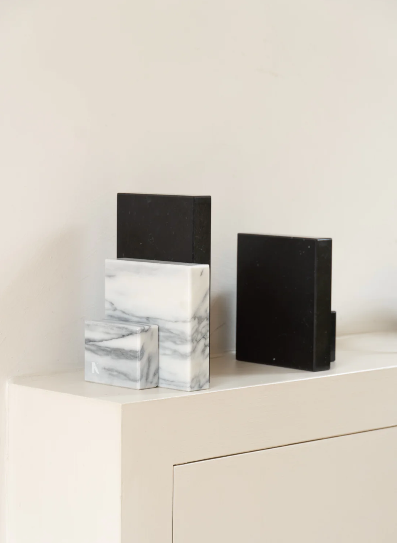 Kristina_Dam_Bookend_sculpture