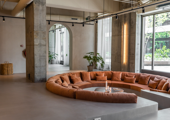 The Renessence - The Renessence is Amsterdam’s newest addition to the world of conscious wellness centres - Enter The Loft