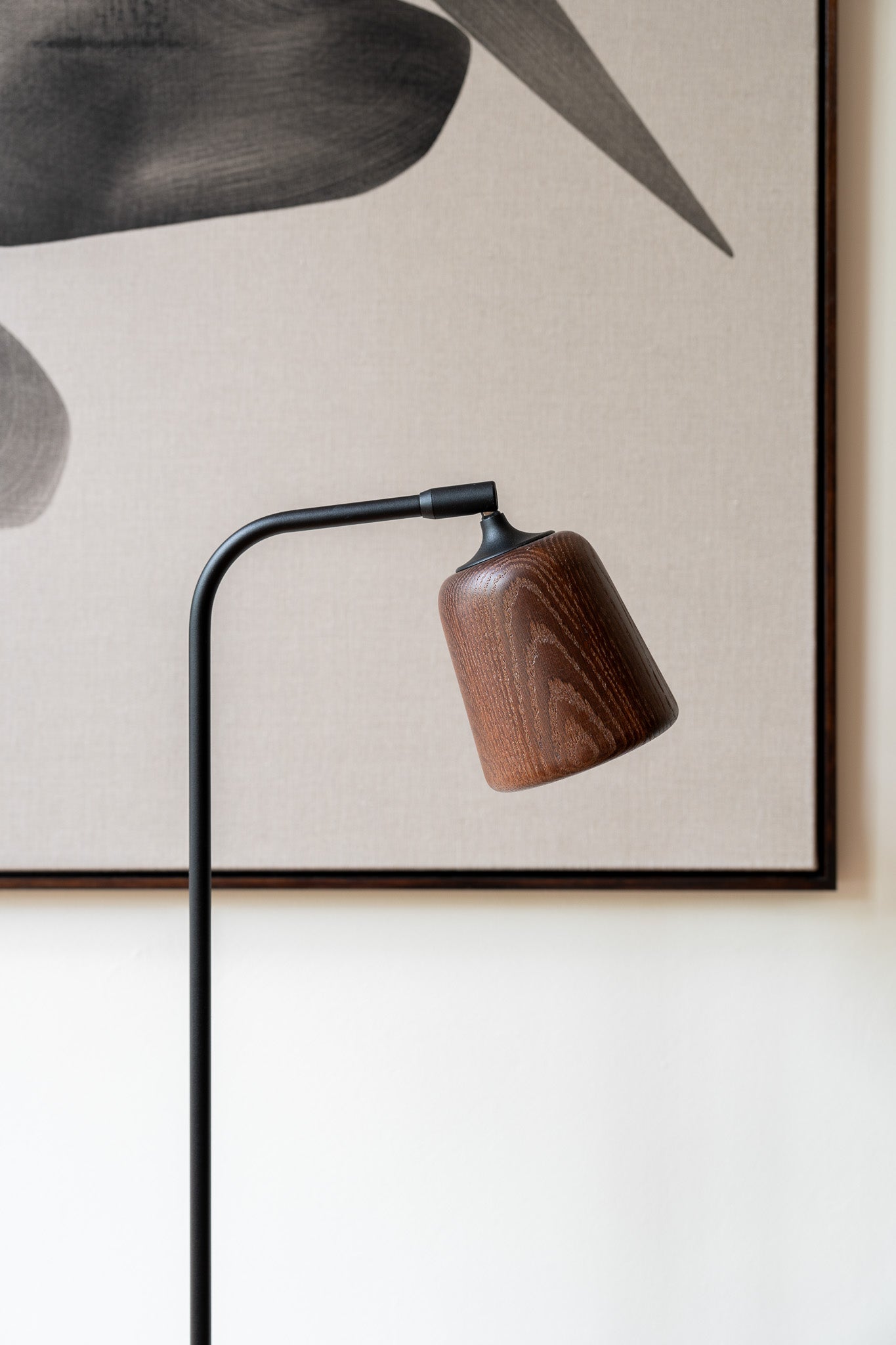 Material Pendant Smoked Oak by New Works lights on detail photo