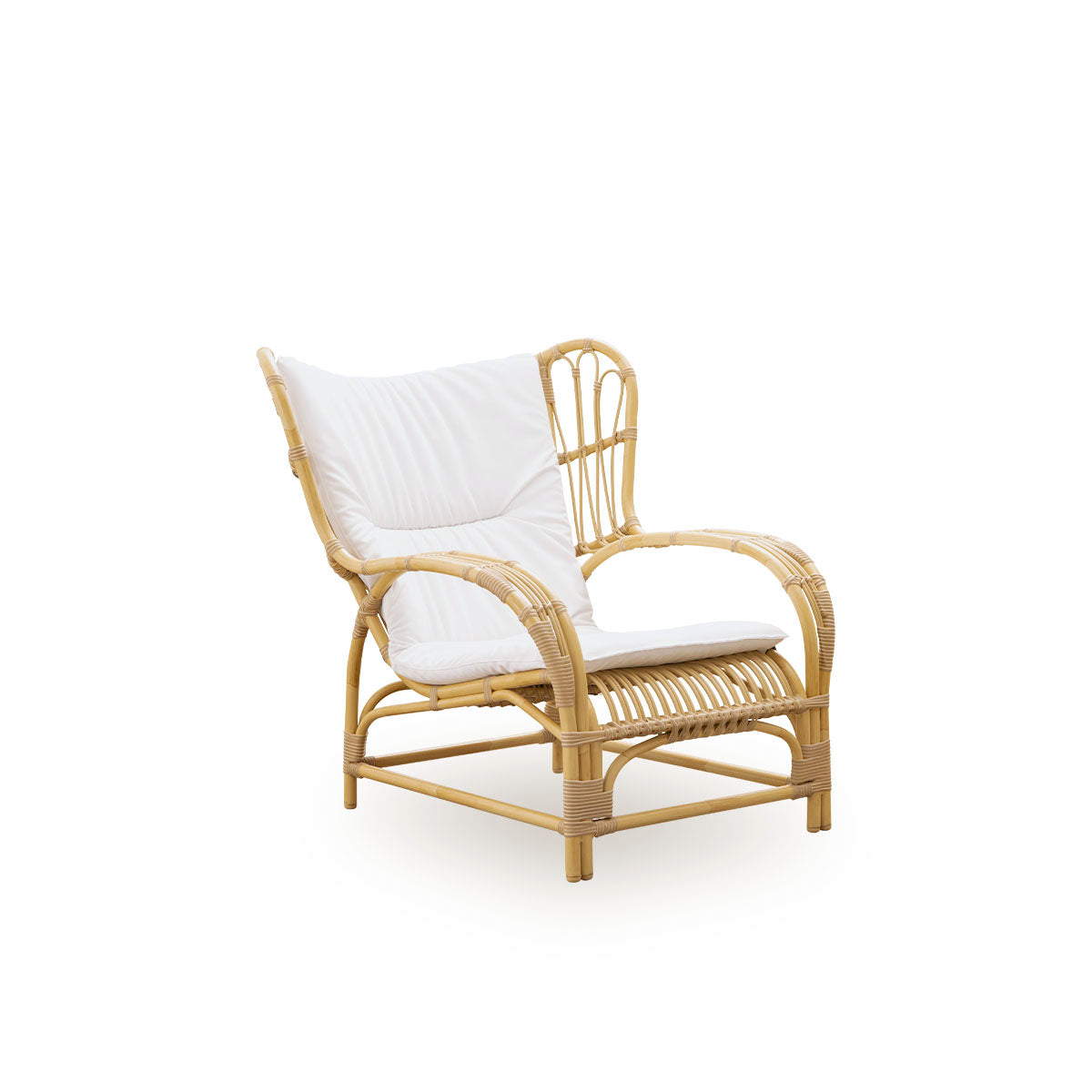Product shot of Teddy Lounge Chair Outdoor with cushion by Sikka Design