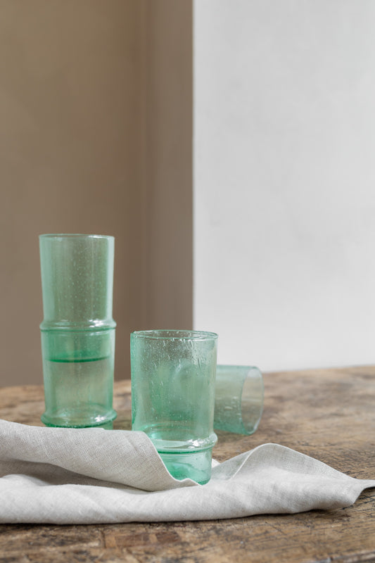 Kaneti Tumblers set of 4 with napkin