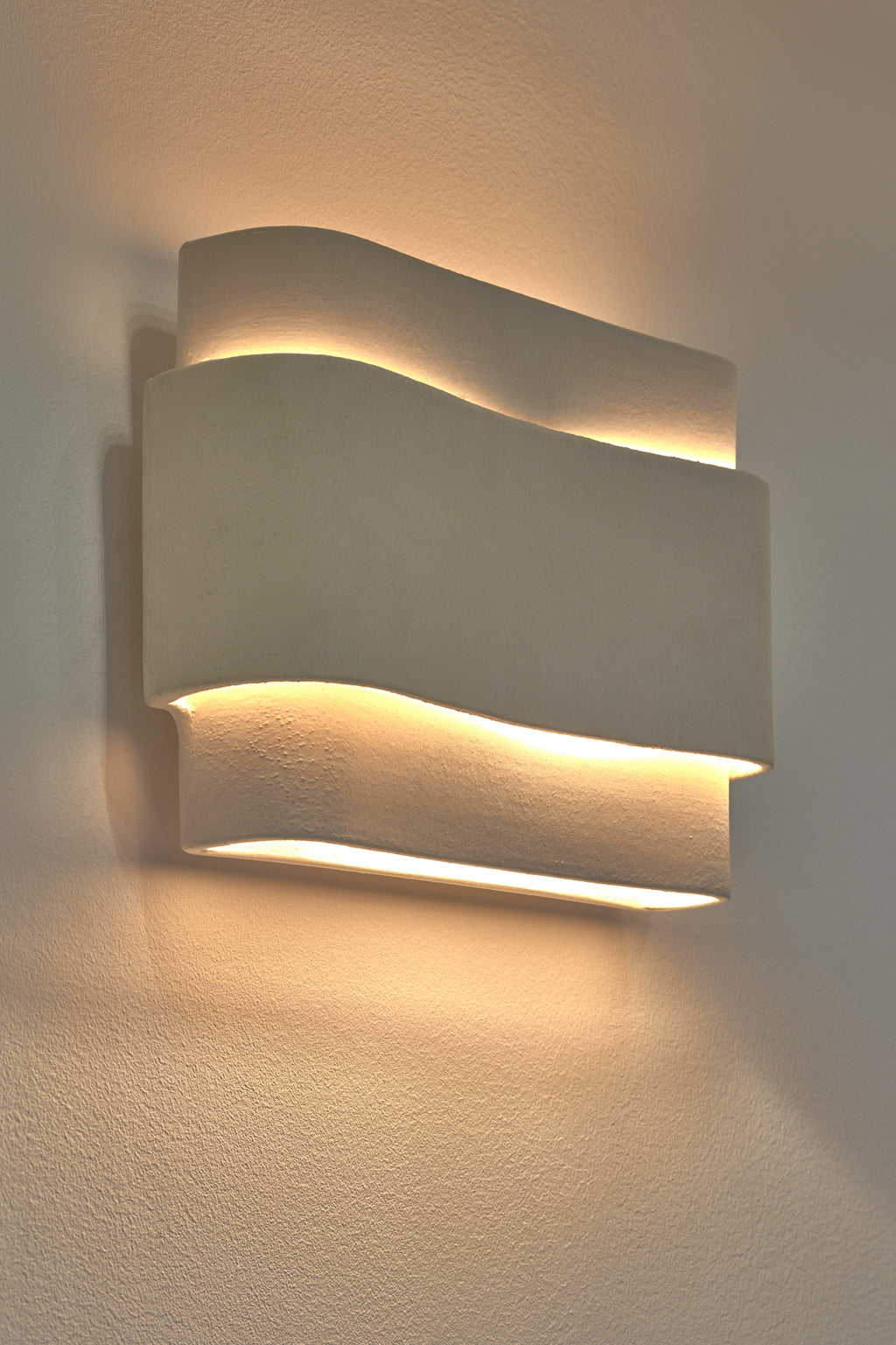 Side view of the Serax Louis Wall Lamp Terres de Reves – Enter The Loft