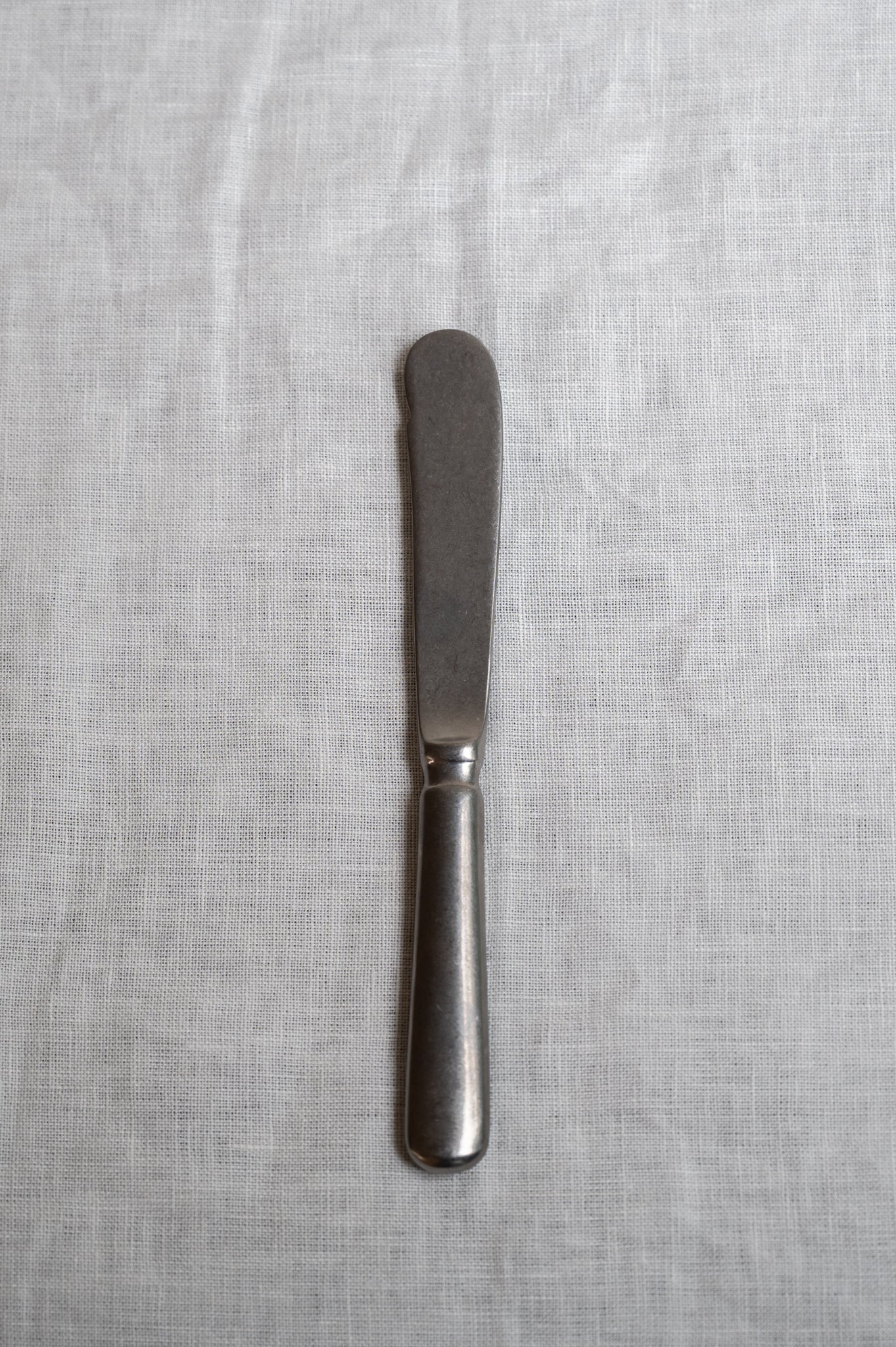 Butter Knife from the Baguette Vintage Serving Cutlery collection by Sambonet.