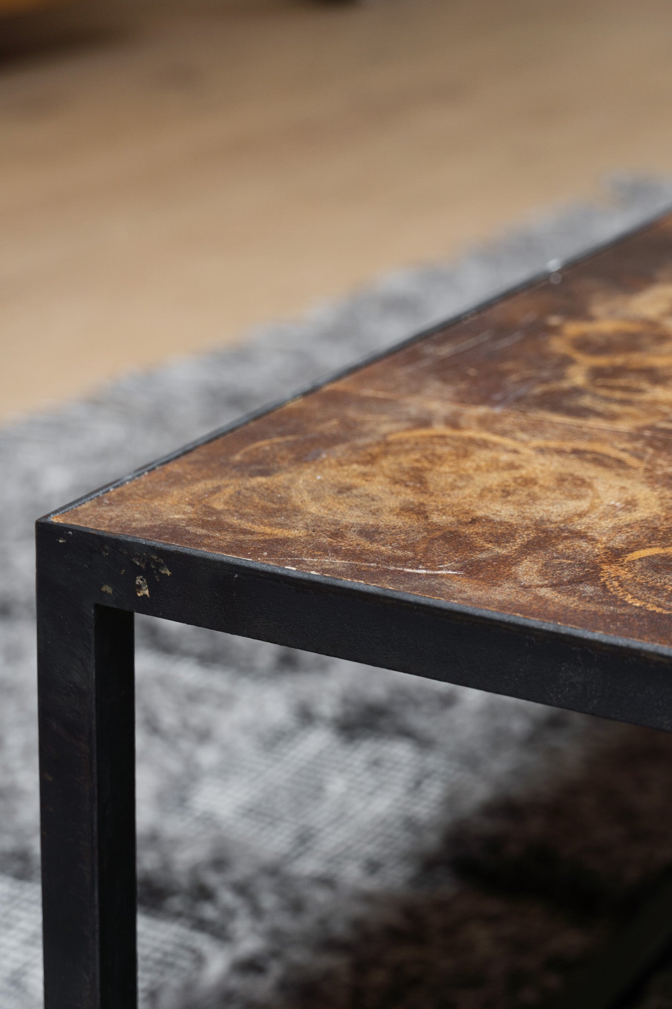 Detail shot frame and tabletop of the Mesa Coffee Table.