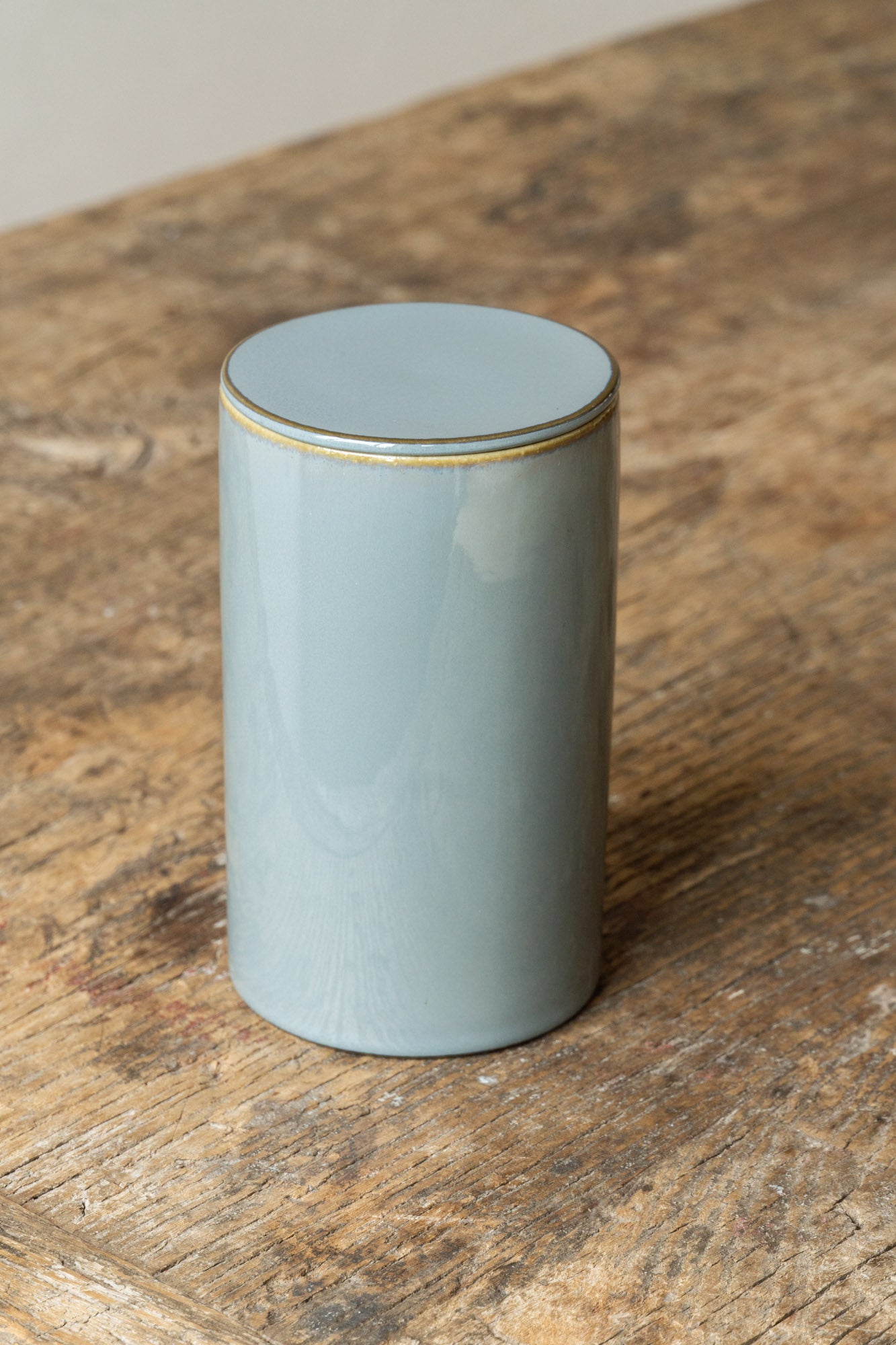 Stoneware_storage_jar_smokey_blue