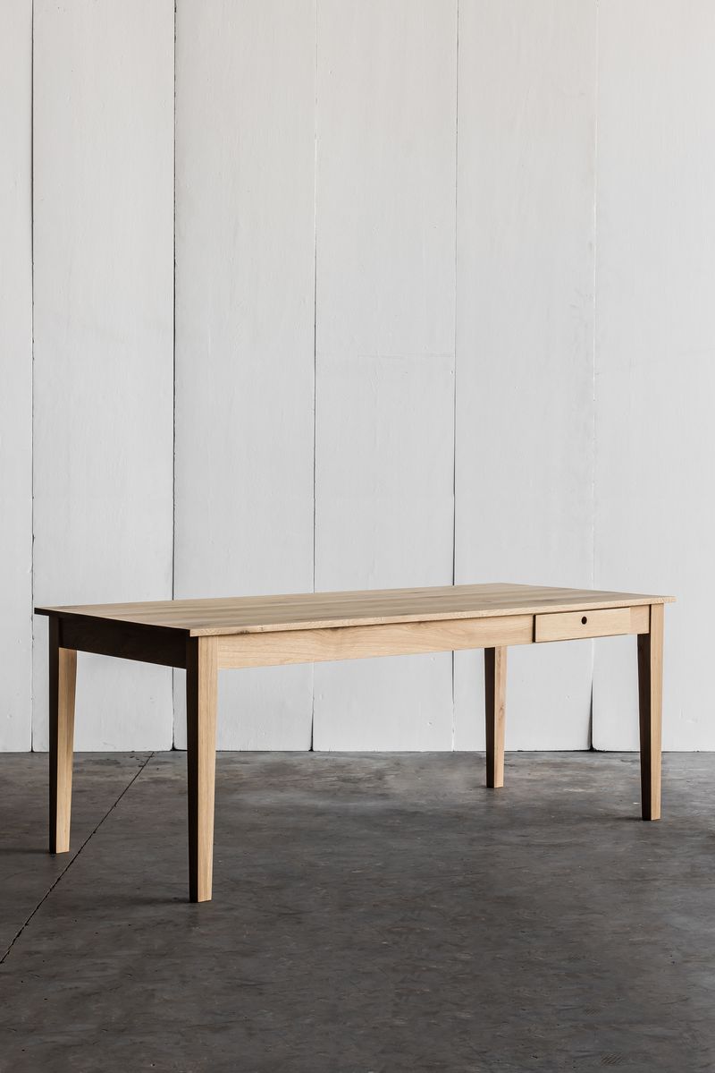 Handmade luxury furniture oak table by Heerenhuis.