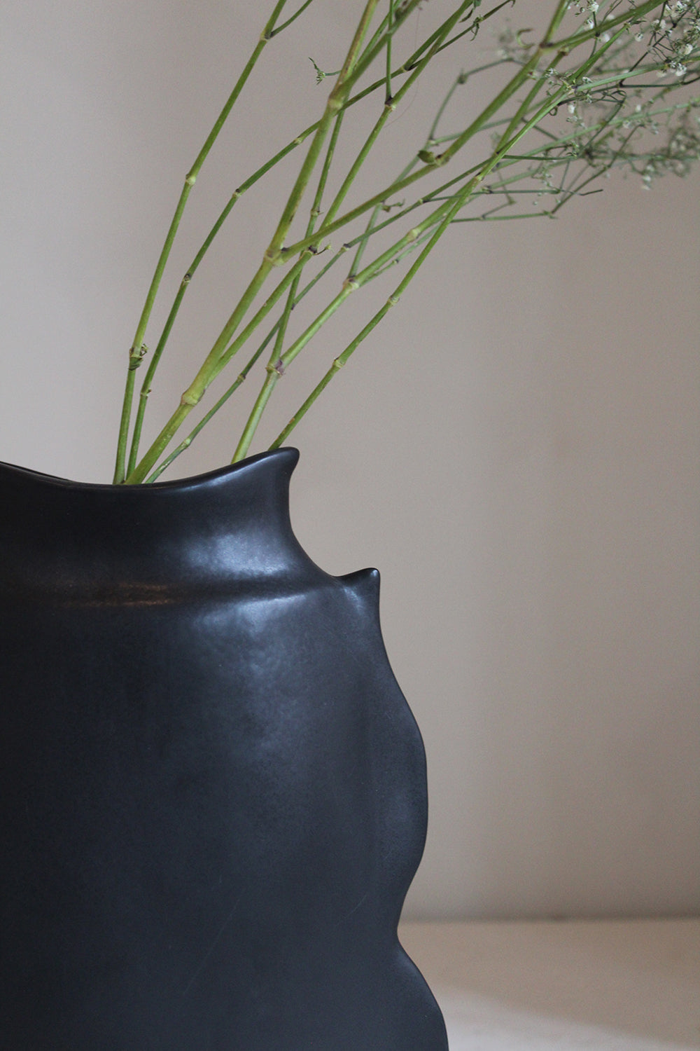Close-up of the Ovide Vase by Jars Ceramistes.