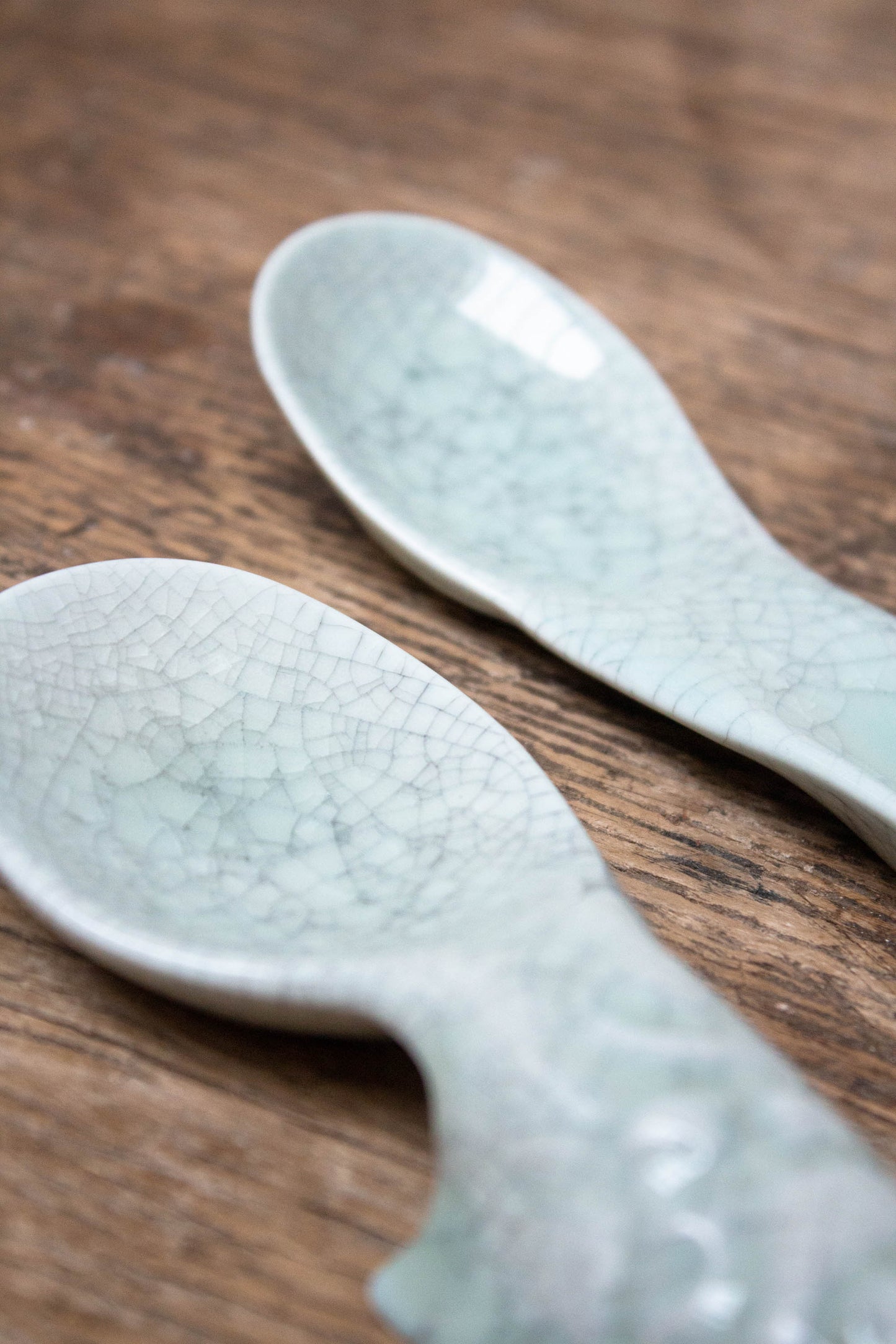 Details of the Nami Dashi Spoon Celadon by Jars Ceramistes.