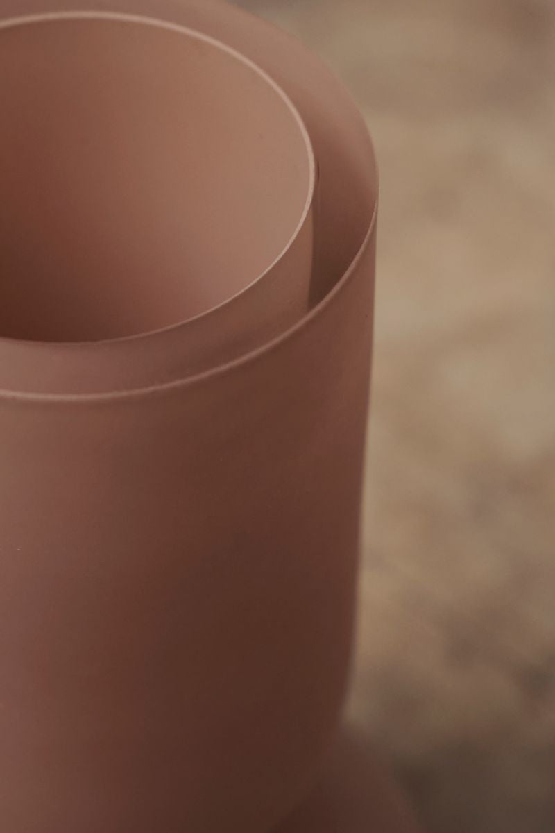 Close-up of the Dual Vase by Kristina Dam in Ochre.