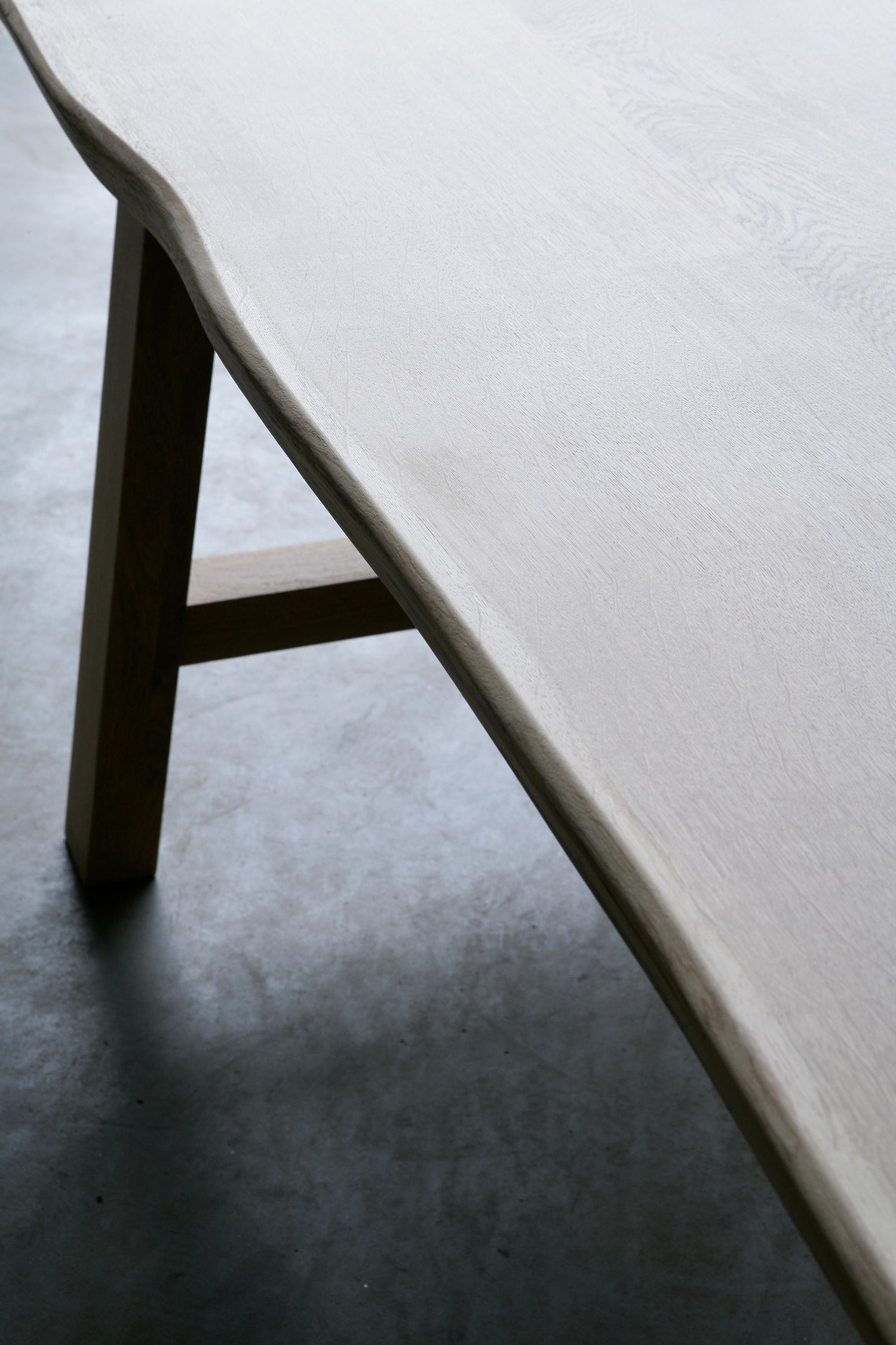 Heerenhuis Larbus Table - handmade wooden dining table.