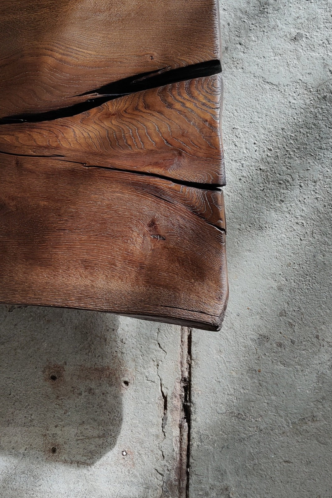 Close-up of the Antique Brown Coffee Table by WDSTCK.