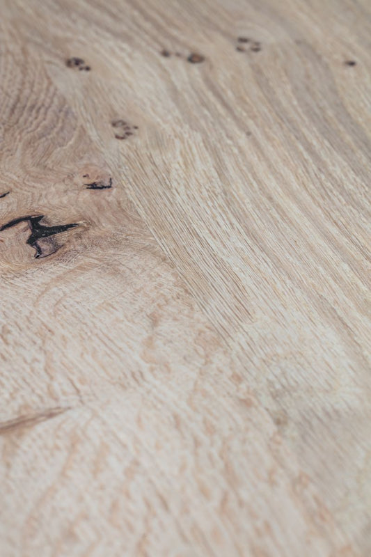 Oak table detail material